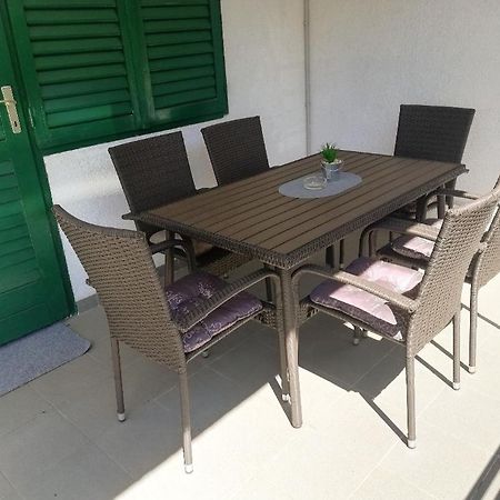 Mala Kuca Apartment Vodice Exterior photo